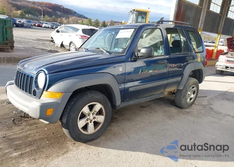 2005 Jeep Liberty Sport из США, поврежденный, VIN 1J4GL48K75W672851